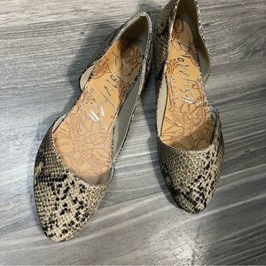 nwot Blowfish snakeskin print flats size 10